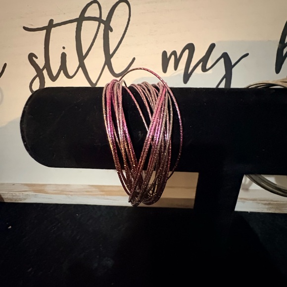 Chic Gold and Silver Bracelet Set - Picture 2 of 10